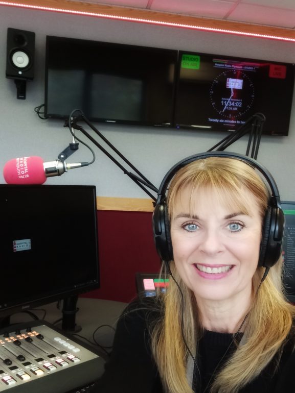 The Mid Morning Show with Jo Lloyd